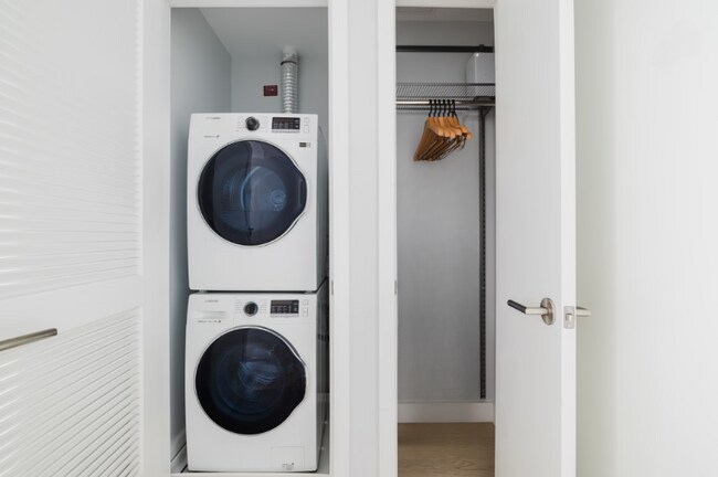 Photo - 1224 M St NW Unit 502