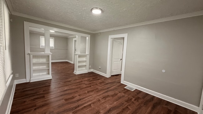 Photo - 610 N Linwood Ave