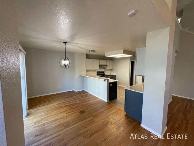 Photo - 5045 Sweetgrass Ln