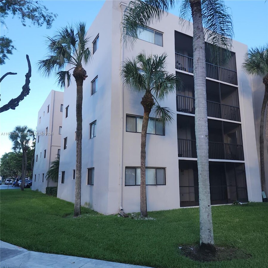 Photo - 8650 SW 133rd Avenue Rd Condominio Unidad 118