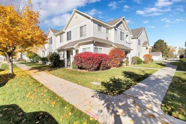 Photo - Modern 2-Bedroom, 2-Bath Condo in Grand Ju... Unidad 442