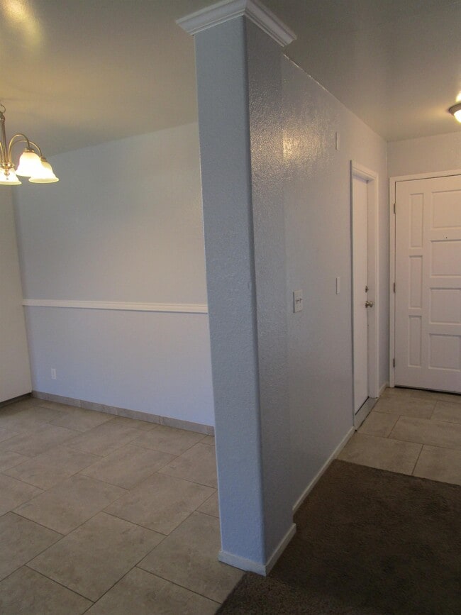 Photo - 1399 Stanford Pl