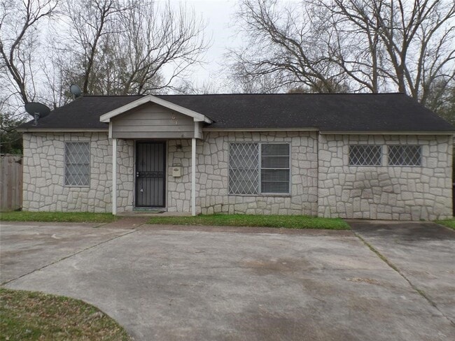 Building Photo - 6114 Belmark St