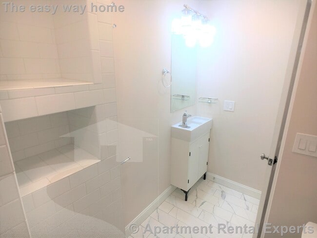 Photo - 67 Temple St Unit #1