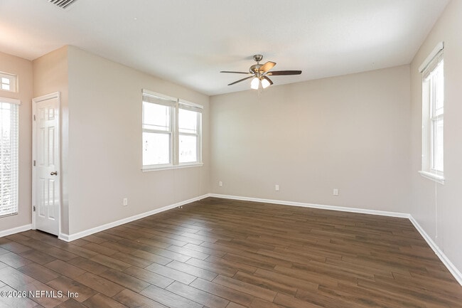 Photo - 338 Vineyard Ln