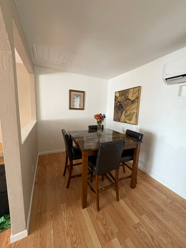 Photo - 5416 Turton Ln