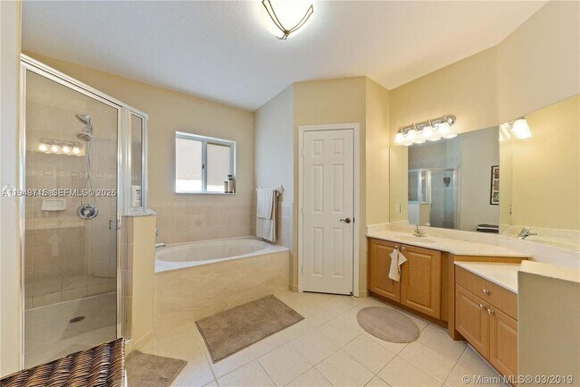 Photo - 1636 SE 24th Ct