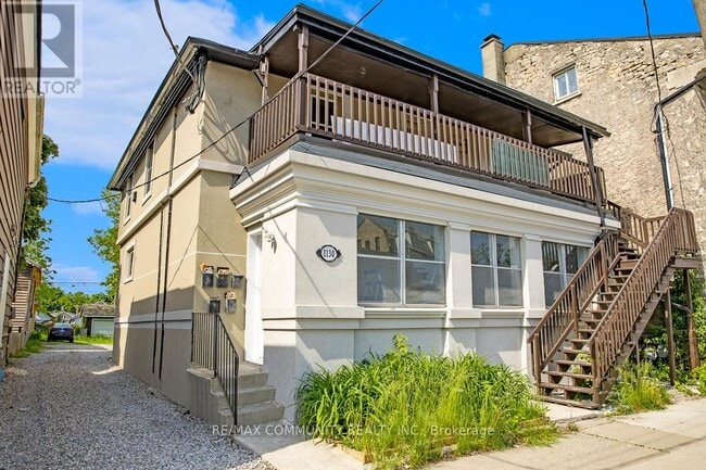 Photo - 1130 King St E Unit 1