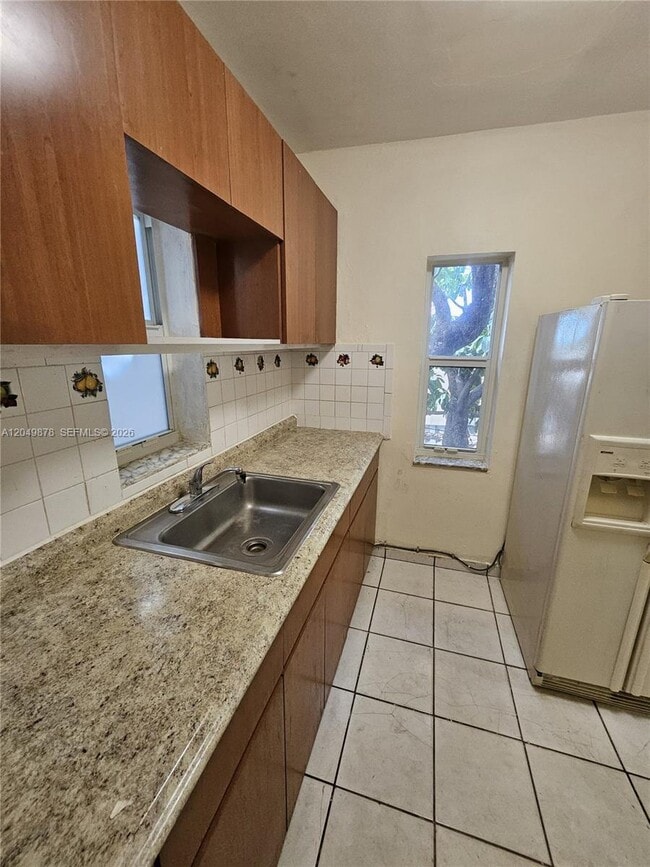 822 SW 31st Ave Unit 822