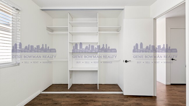 Photo - Beautiful 3 Bedroom / 2 Bathroom Home with Yard & 2-Car Garage – Conveniently Located in Paradise...