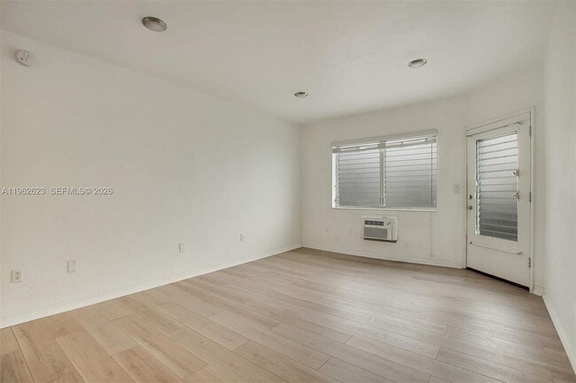 Photo - 835 Meridian Ave Unit 3