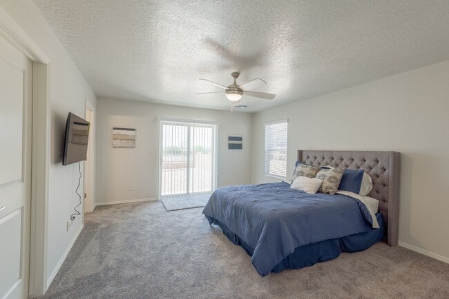 Photo - Horizon Village