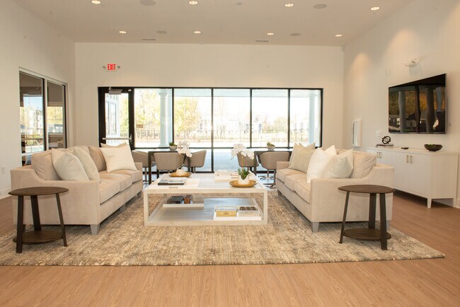 ARLO Apartments