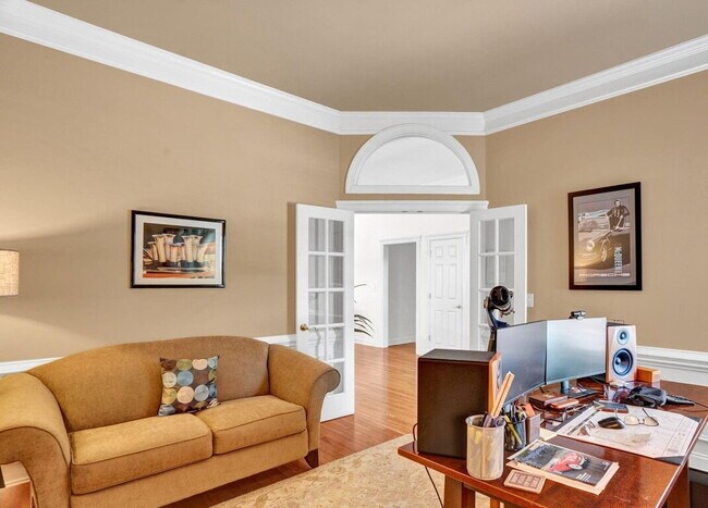Sophisticated Space Designed for Comfort