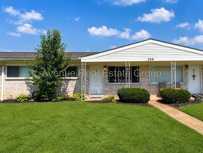 Building Photo - 236 Solon Dr Unit Apartment C