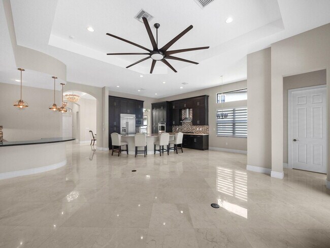 Photo - 9931 Bozzano Dr