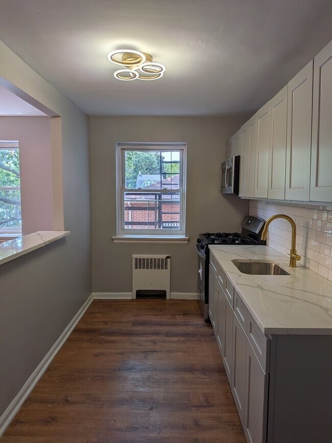 Photo - 1282 Clinton Ave Unit 3D