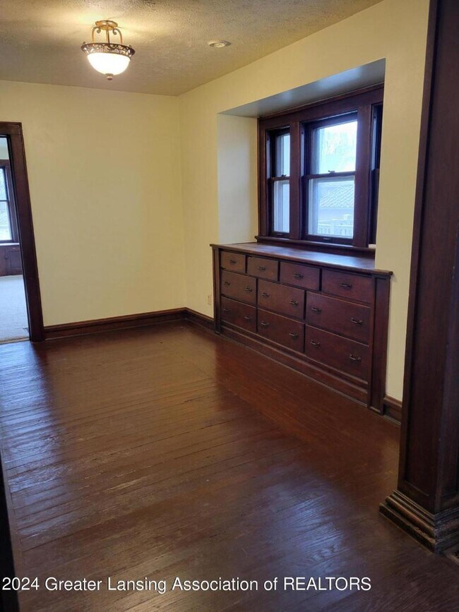 Photo - 209 E Mt Hope Ave