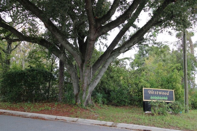 Photo - 1228 SW 75th Dr