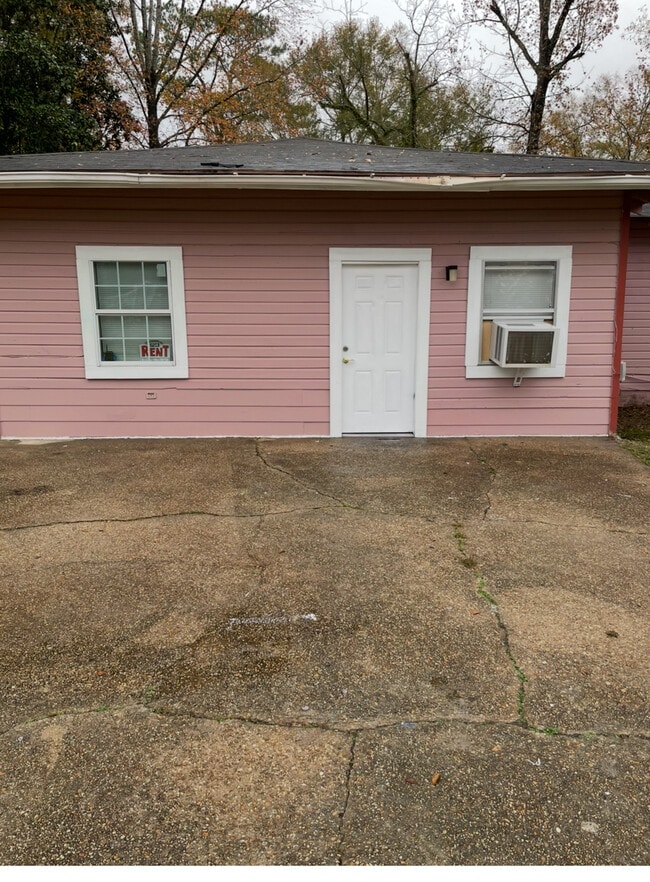 Photo - 509 S Laurel St Unit Apt. A