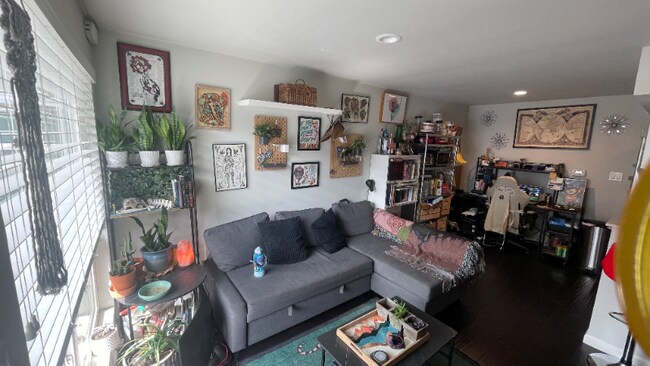 Photo - 3110 Red River St Unit 218