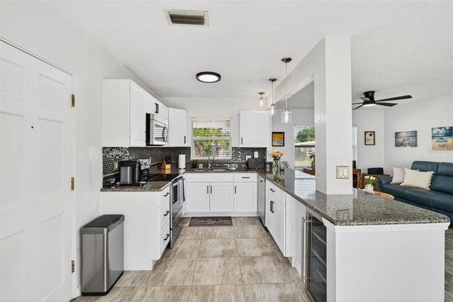 Photo - 1036 Madison St