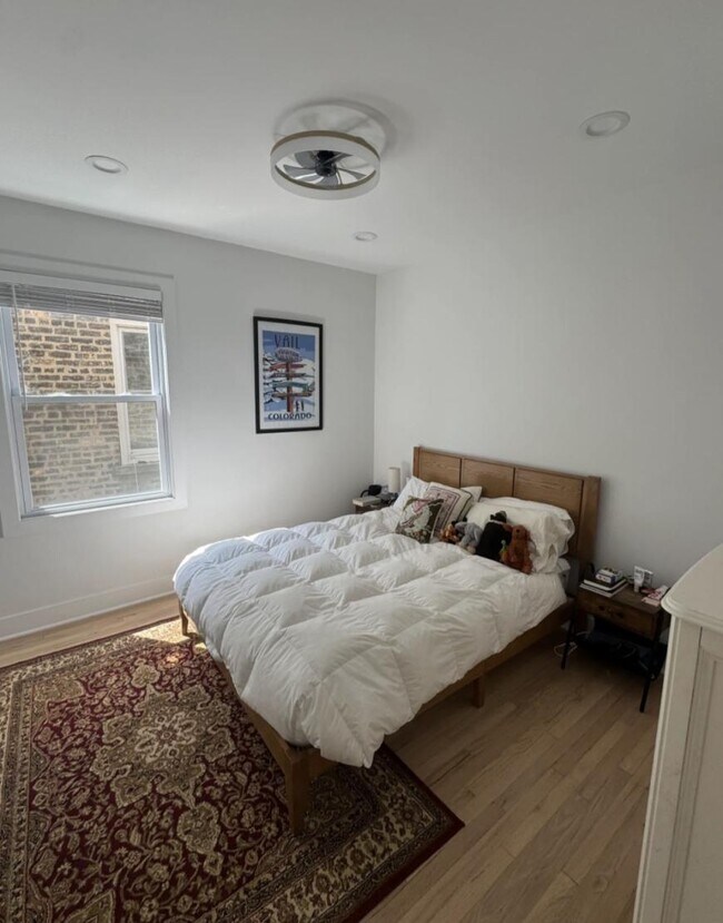 Photo - 2 bedroom in Chicago IL 60618 Unit 2S