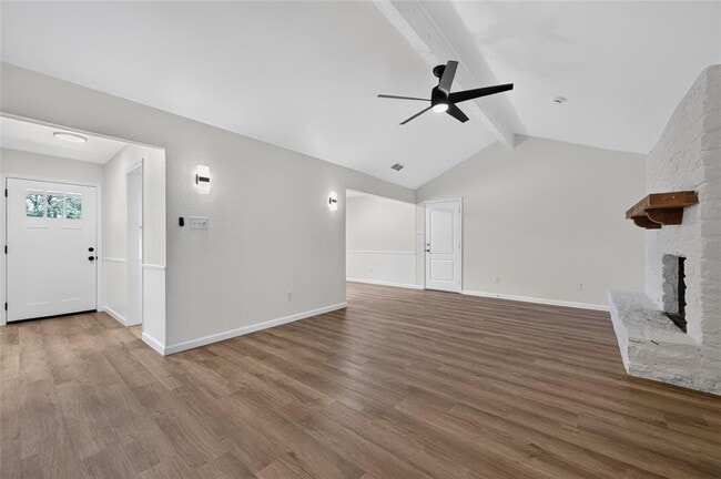 Photo - 503 Lakeway Dr
