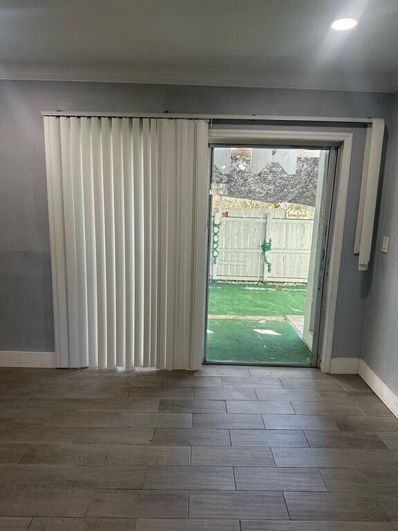 Photo - 941 NE 169th St Unit 124