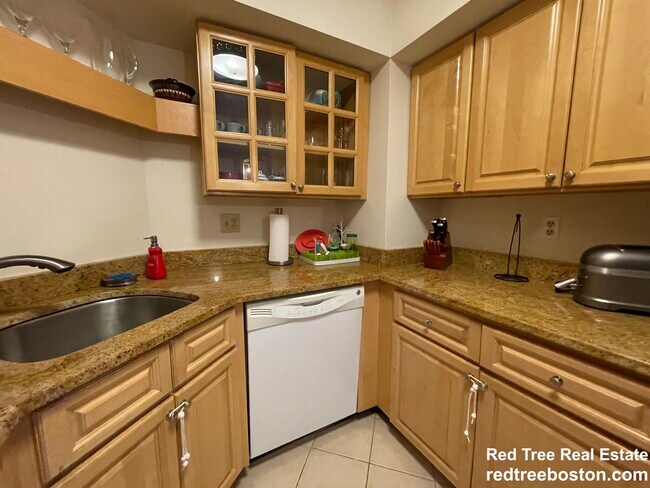 135 Pleasant St Unit 601