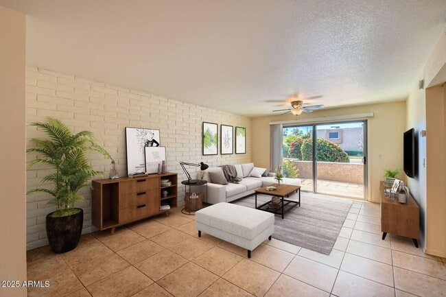 Photo - Luxury and Resort like Living at Scottsdale Park Place!!! Tile throughout, light, bright and Pri...