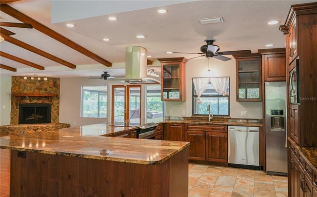 3502 Sunbeam Dr
