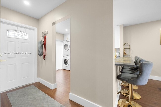 Photo - 796 Banks Rd