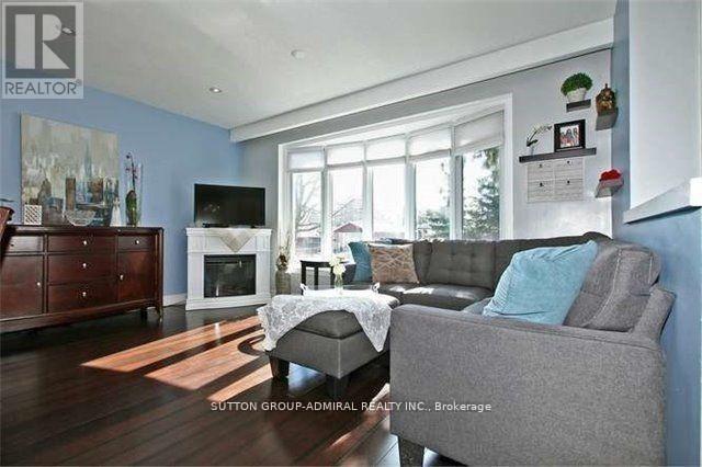 Photo - 52 Tivoli Ct