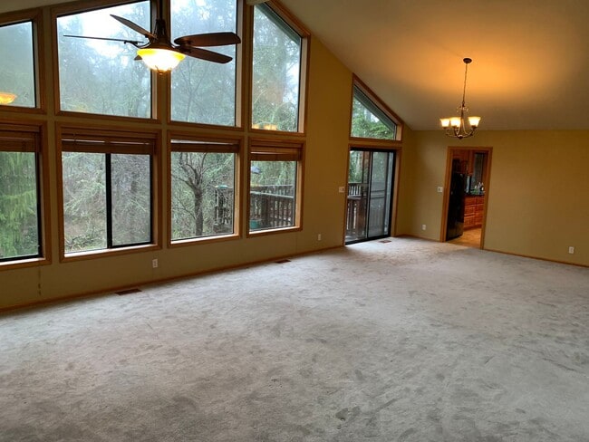 Photo - Amazing home with great natural lighting!