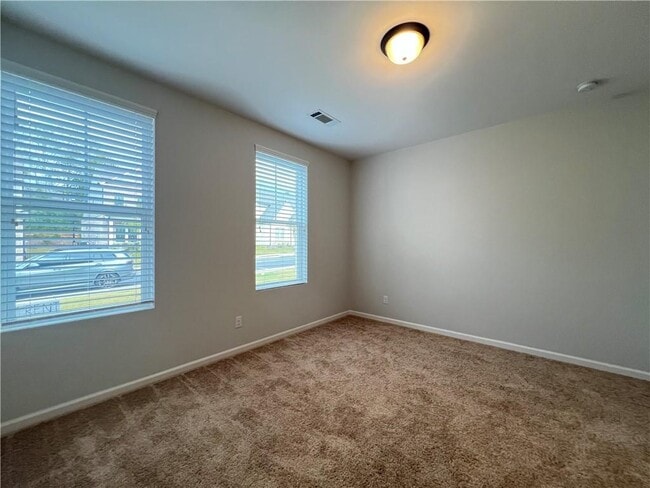 Photo - 2360 Whistler Wy NE