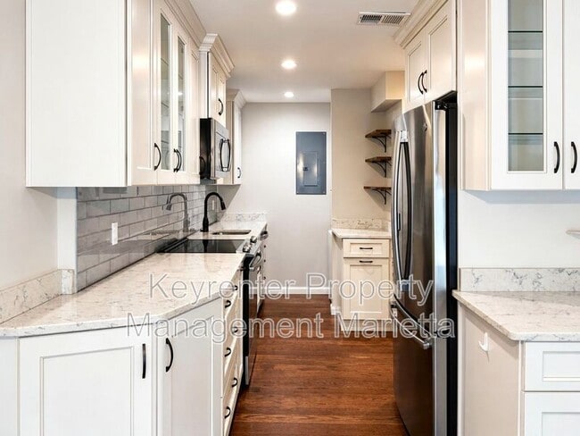 510 E Ponce de Leon Ave