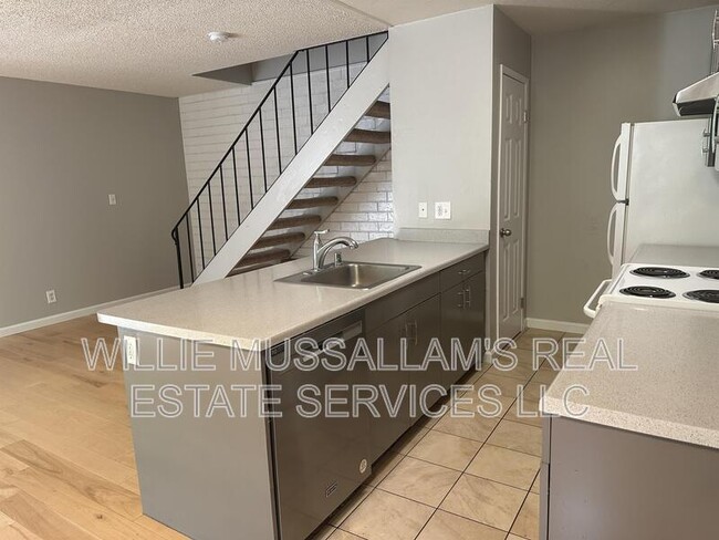 Photo - 2505 Prescott Rd