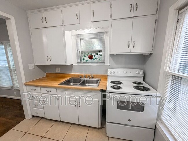 Photo - 1513 N Liberty St