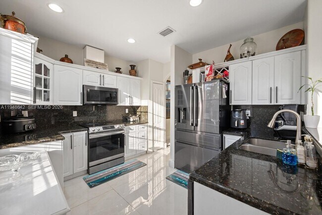 Photo - 1360 SW 142nd Ave