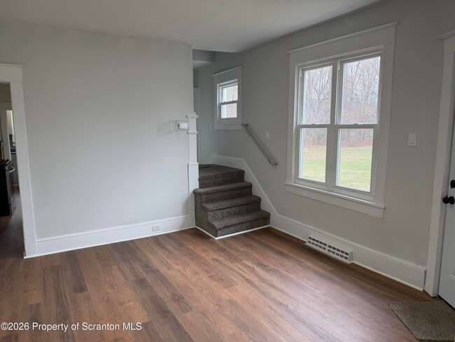 Photo - 1156 Murray St