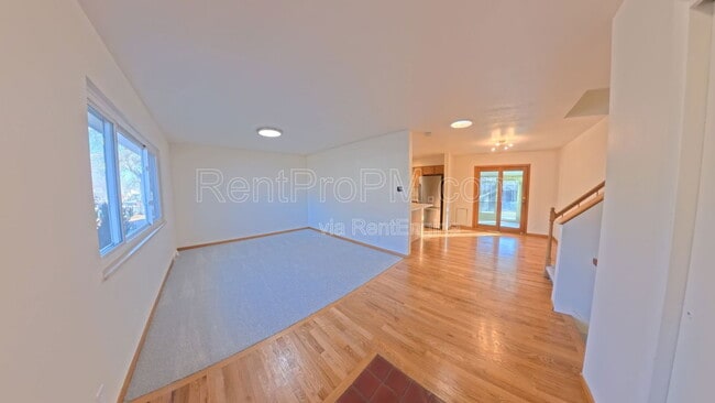 Photo - 1028 Skyline Dr