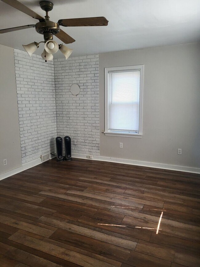 Photo - Three bedroom two bath located in North Hills!