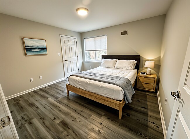 Bedroom - 156 Roseland Ave