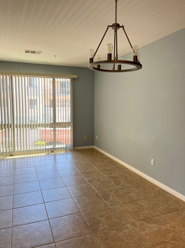 Living room h - 3877 Pell Pl Unit 312
