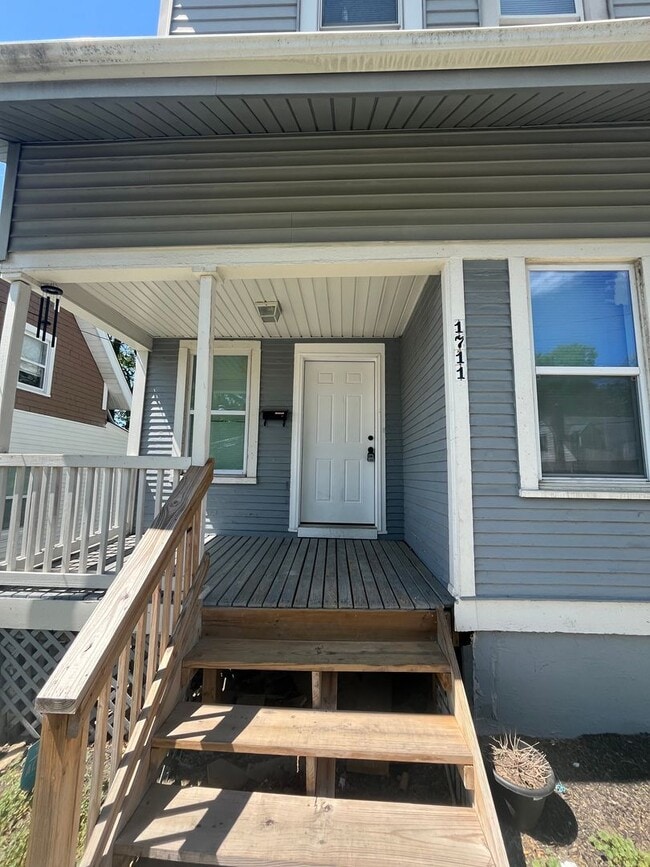 Photo - Three Bedroom House on Wyoming!