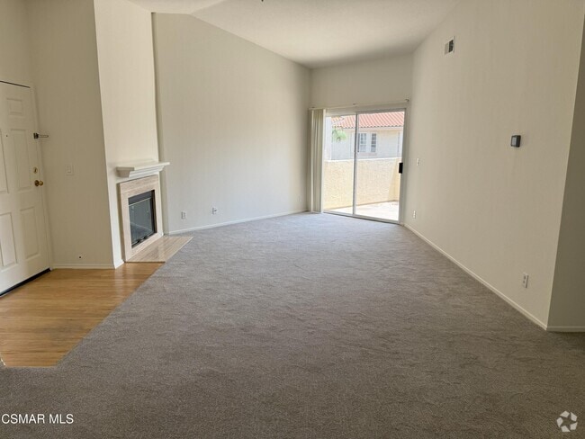 Building Photo - 697 Sutton Crest Trail Rental
