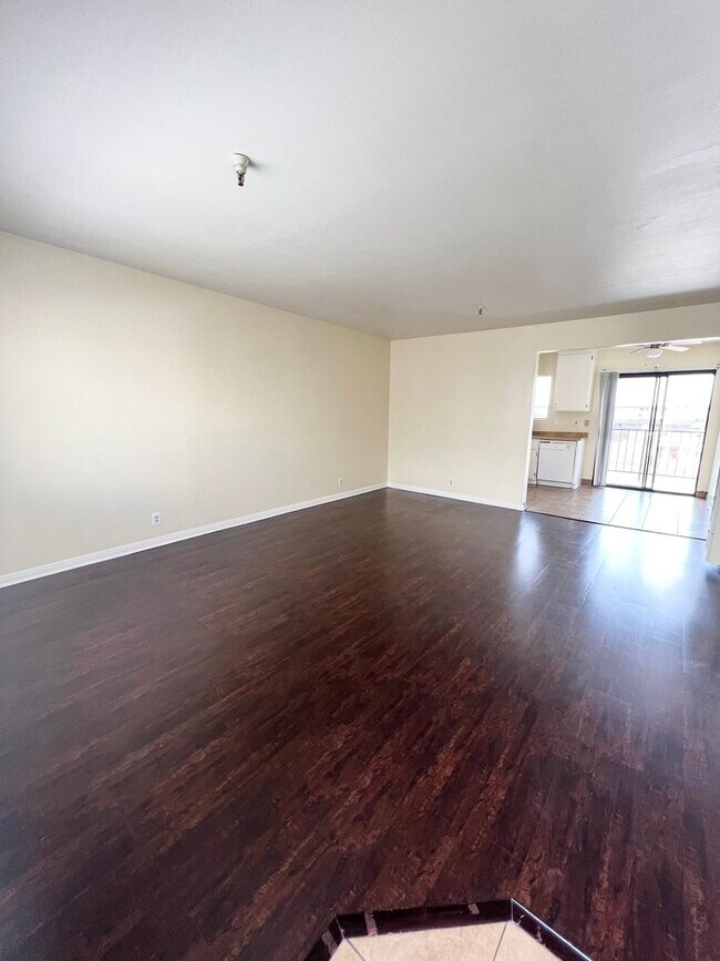 Photo - Yukon (Regent)