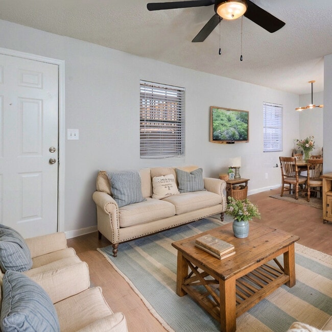 Photo - Jamestown Manor Apartments