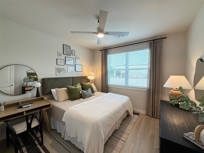 Photo - 3409 Brinkman St Unidad A1.411